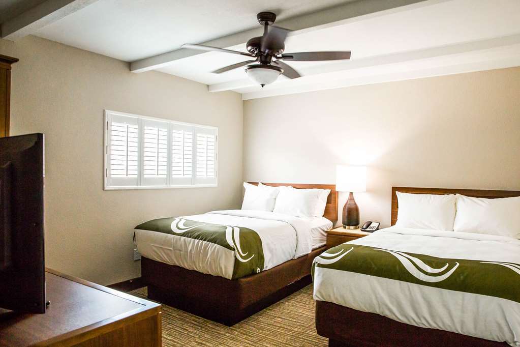 Seafarer Inn & Suites, Ascend Hotel Collection Jekyll Island Room photo